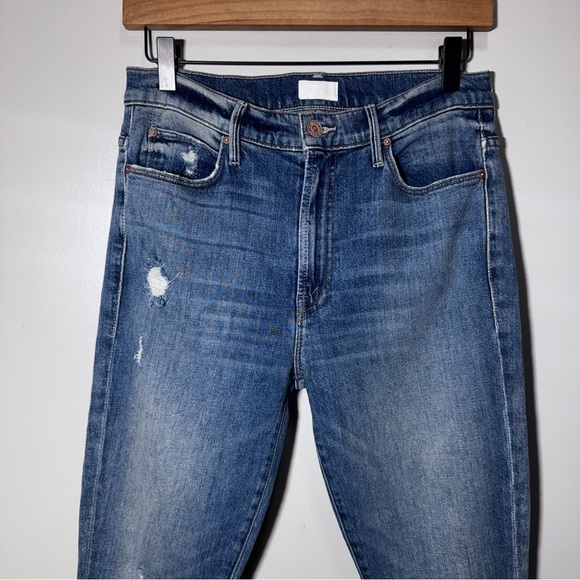 MOTHER - The Stunner Ankle Step Fray Jeans in Helter Skelter Size 28 - Picture 3 of 16